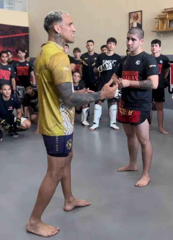 Seminário Charles “Do Bronx” Oliveira na N1 Fight House